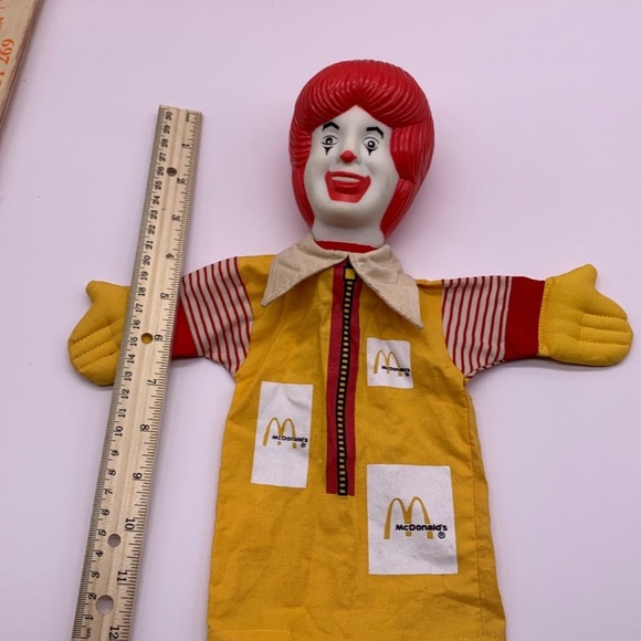 Ronald McDonald cloth hand puppet vinyl/plastic head vintage 1993 12" - Picture 2 of 9